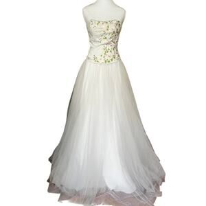 Vintage Lillie Rubin White Beaded Strapless Ball Gown Wedding Prom Formal Sz 2